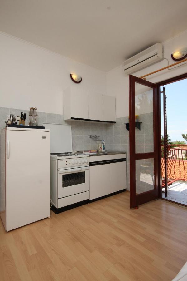 Apartments With A Parking Space Starigrad, Paklenica - 6431 Εξωτερικό φωτογραφία