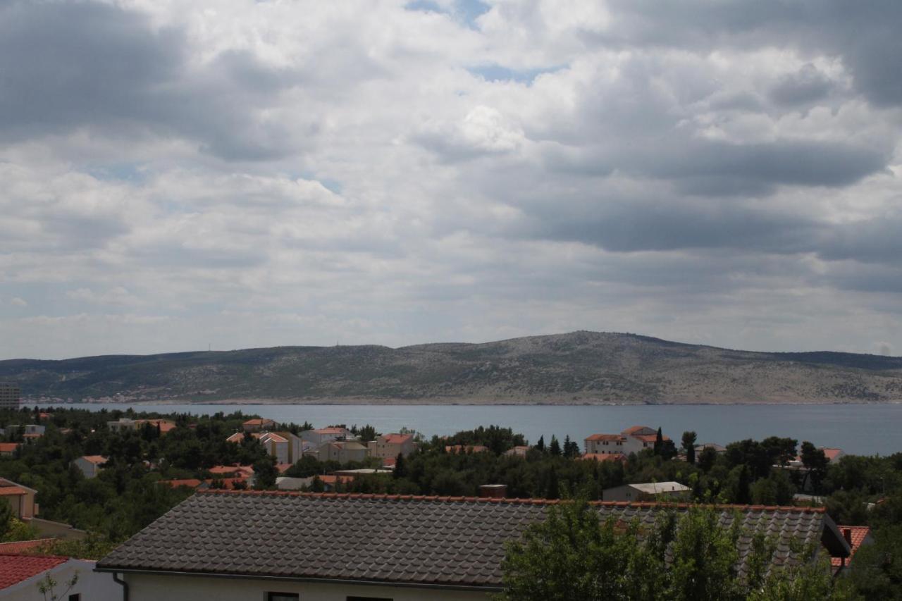 Apartments With A Parking Space Starigrad, Paklenica - 6431 Εξωτερικό φωτογραφία